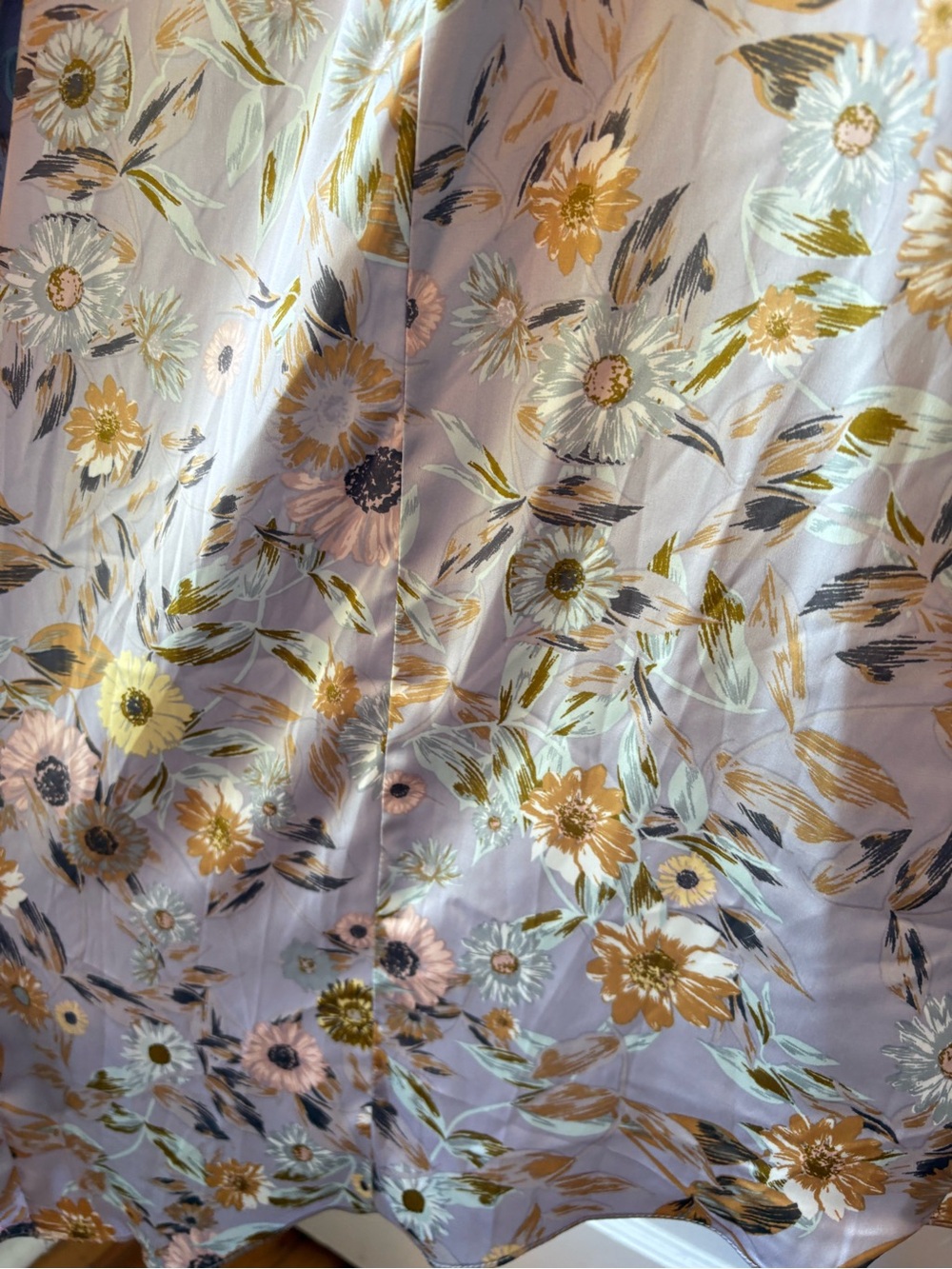 ASTR the Label | Giselle Dress in Lavender & Gold | Floral | High-Low Wrap Dress - Picture 6 of 13